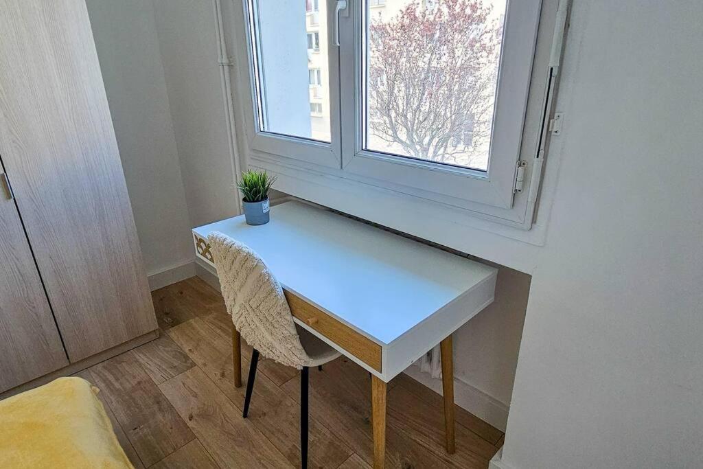C'est Chez Maurice! 4 Ch Wifi Balcon Parking Free * Saint-Etienne (Loire)