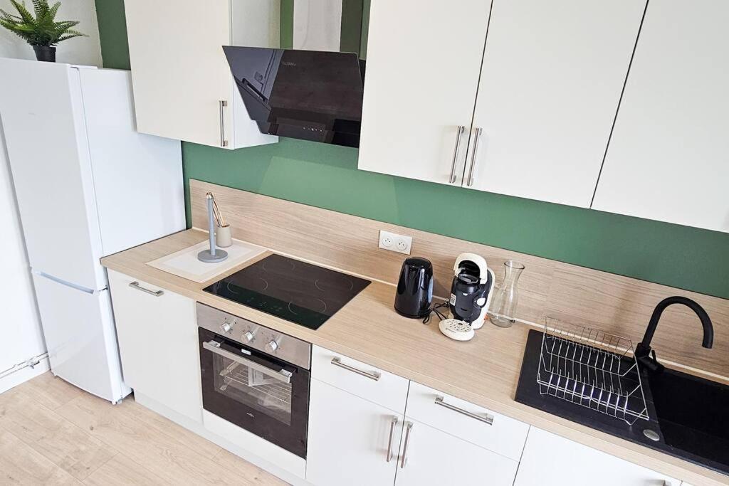 C'est Chez Maurice! 4 Ch Wifi Balcon Parking Free * Saint-Etienne (Loire)
