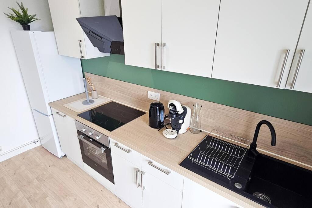 C'est Chez Maurice! 4 Ch Wifi Balcon Parking Free Saint-Etienne (Loire)