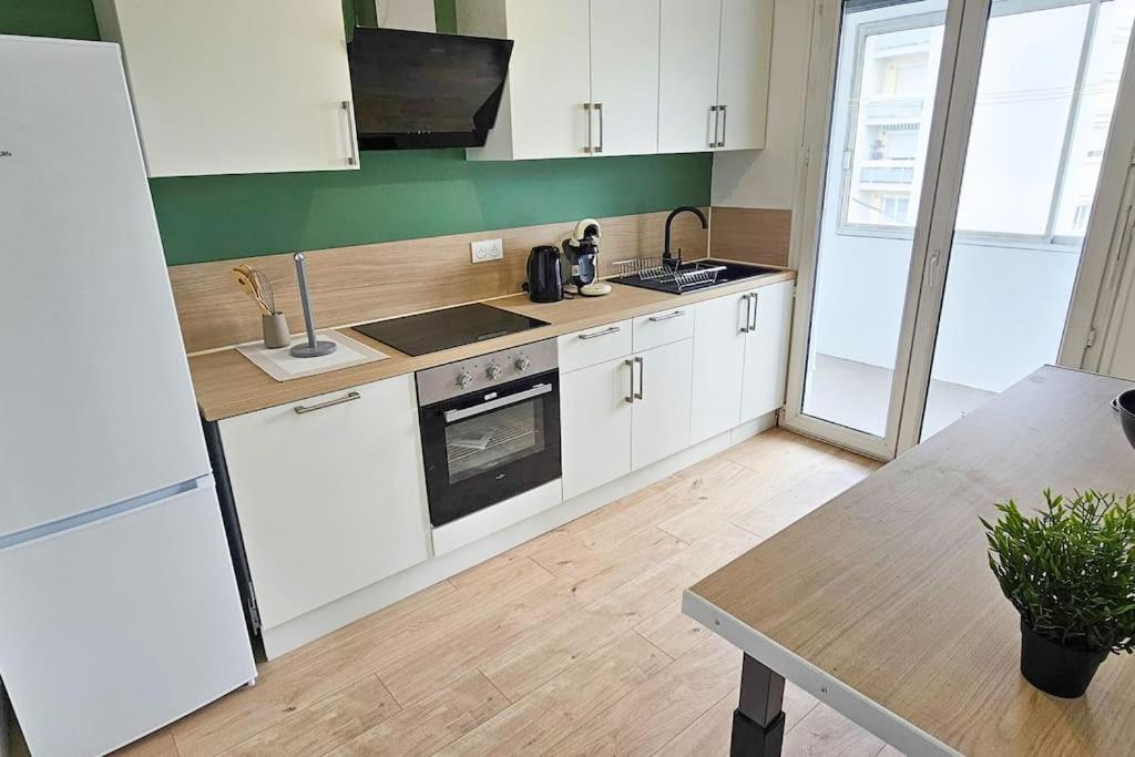 C'est Chez Maurice! 4 Ch Wifi Balcon Parking Free Saint-Etienne (Loire)